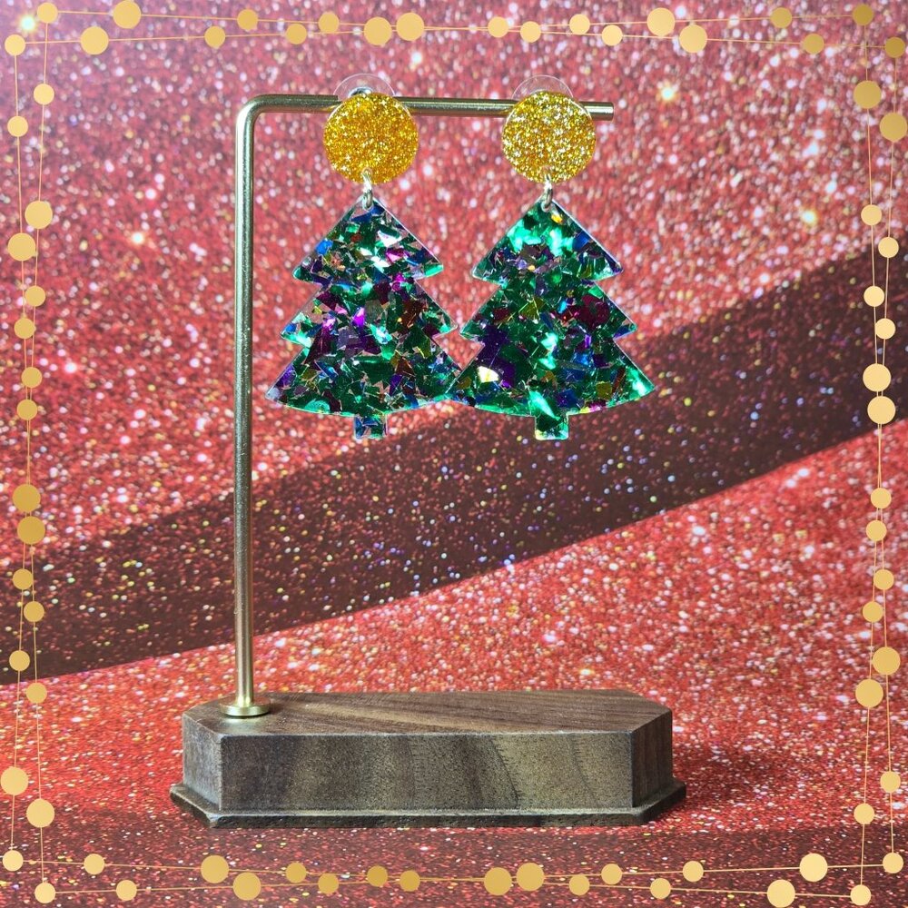 2/$15 Glittery Christmas Tree Earrings‎ (NWOT)
